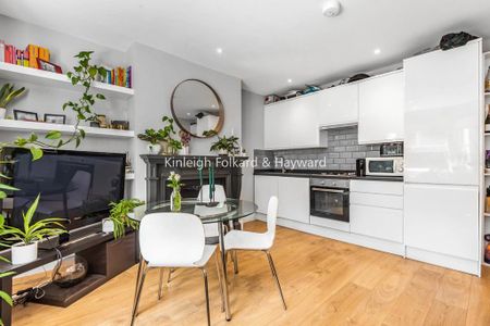 2 bedroom flat to rent - Photo 3