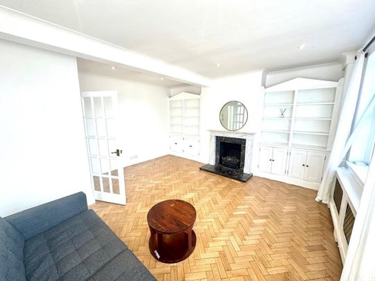 2 Bed Flat, Kensington Church Street, W8 - Photo 1