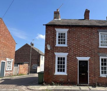 2 bedroom terraced house to rent - Photo 5