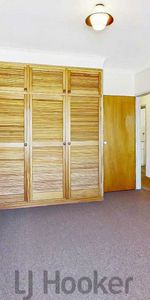 Well-Presented 2-Bedroom Unit With Lake Views - Photo 3