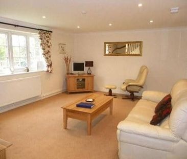 The Pump House, Deanswood Farm, Stockcross, Newbury, RG20 - Photo 1