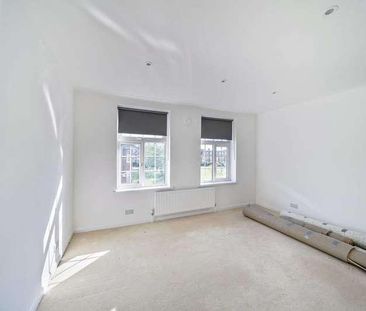 Belmont Close, Cockfosters, EN4 - Photo 6