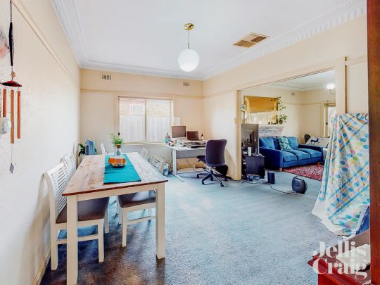 2 Bed, 1 Bath - Photo 1