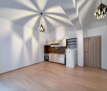 Pronájem bytu 1+kk • 29 m² bez realitkyPod Labuťkou, Praha - Libeň - Photo 2