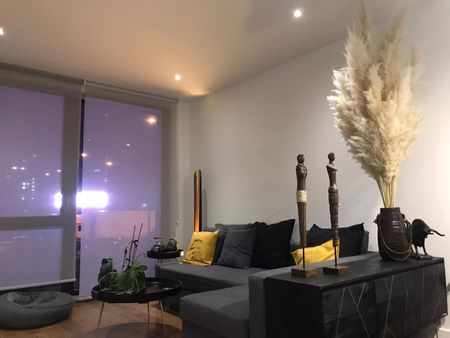 1 Bed Flat, Lighterman Point, E14 - Photo 3