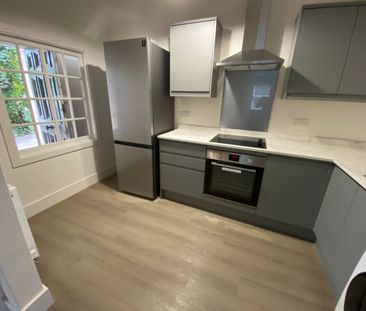 3 bed Apartment for Rent - Photo 2