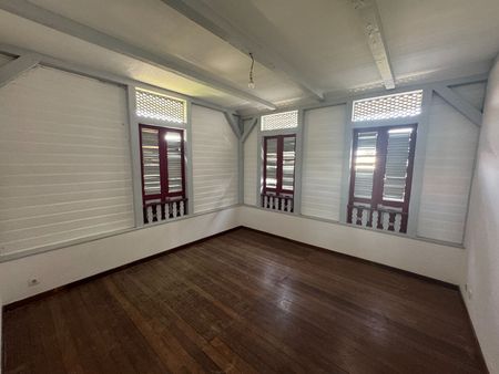 Location appartement 3 pièces, 63.00m², Cayenne - Photo 2