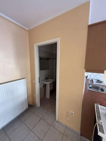 Studio/Γκαρσονιέρα για ενοικίαση Ταραμπούρα (Πάτρα) - Photo 3