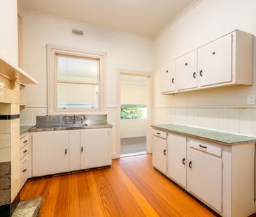 4 Norton Avenue, Shepparton VIC 3630 - Photo 5