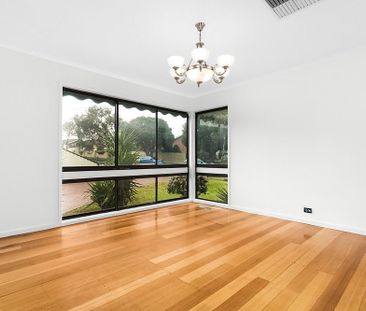 1 Devenish Court, Westmeadows VIC 3049 - Photo 5