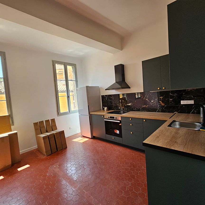 Location Appartement 3 pièces 54m² AIX EN PROVENCE 13100 - Photo 1