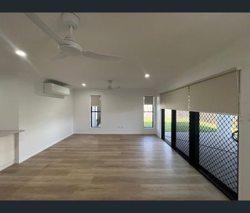 17 Burleigh Court, Blacks Beach, Qld 4740 - Photo 5