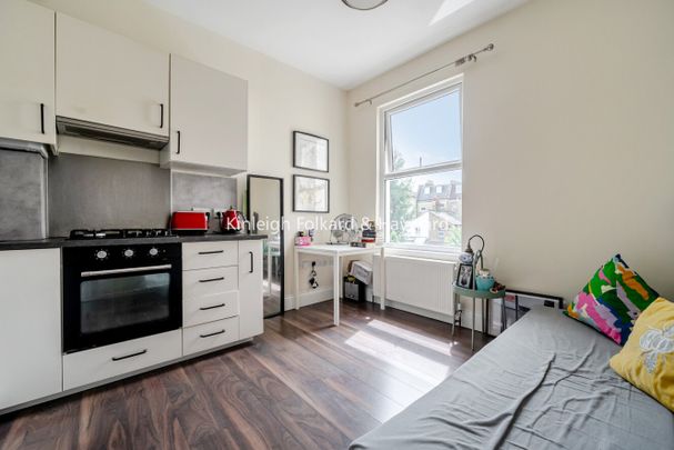 Tankerville Road, Streathan, London, SW16 - Photo 1