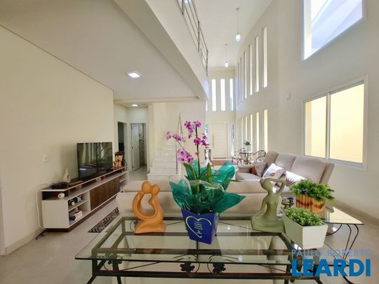 Casa Em Condomínio - Photo 1