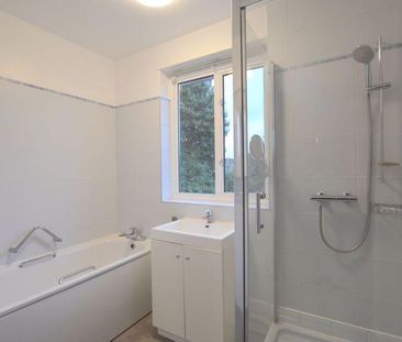 4 bedroom semi-detached house to rent - Photo 1