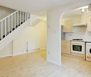 1 bed terraced house to rent in Albany Park, Slough, SL3 - Photo 5