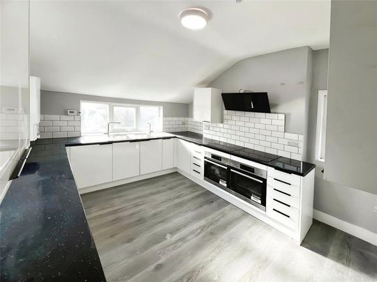 1 bedroom property to rent - Photo 1
