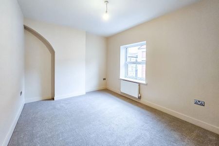 2 bedroom terraced house to rent - Photo 4