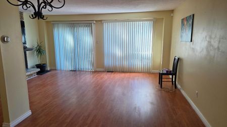For Lease - 6 Plum Brook Crescent Unit# MAIN & 2ND FLR, Toronto, Ontario - Photo 4