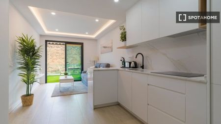 1 room luxury Flat for rent in Mogán, Spain - Photo 4