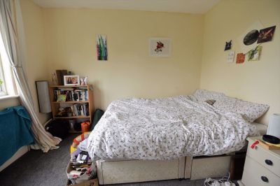 4 bedroom House in Becketts Park Drive, Leeds - Photo 1
