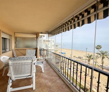 Charming Beachfront Apartment for Rent in Fuengirola – Costa del Sol - Photo 1