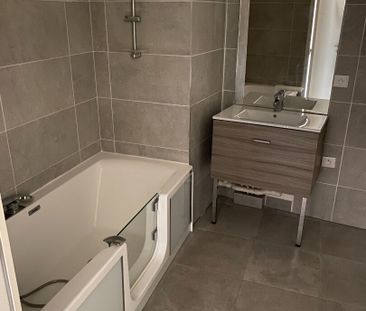 Location Appartement 3 pièces 67m² BIHOREL 76420 - Photo 4