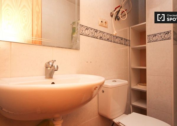 granada, Andalusia 18002