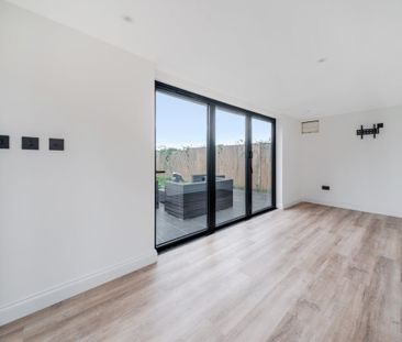 5 bedroom detached house to rent - Photo 6