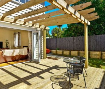 Absolutely Stunning Home - Photo 6