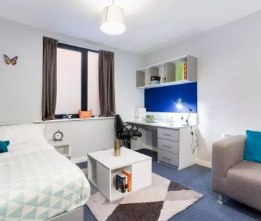 Silver En Suite - Photo 5