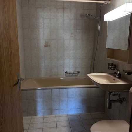 Rent a 2 ½ rooms apartment in Burgdorf - Photo 5