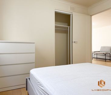 West Melbourne - Photo 6