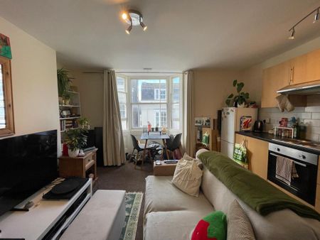 1 bedroom flat to rent - Photo 5