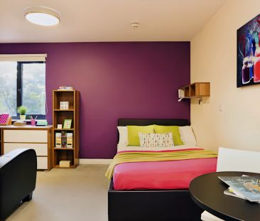 Deluxe Wet Room Studio - Kentish House - Photo 1