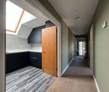 3 bedroom semi-detached house to rent - Photo 2
