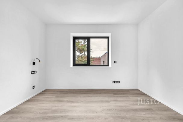 Pronájem bytu 4+kk 133 m² - Fotografie 1