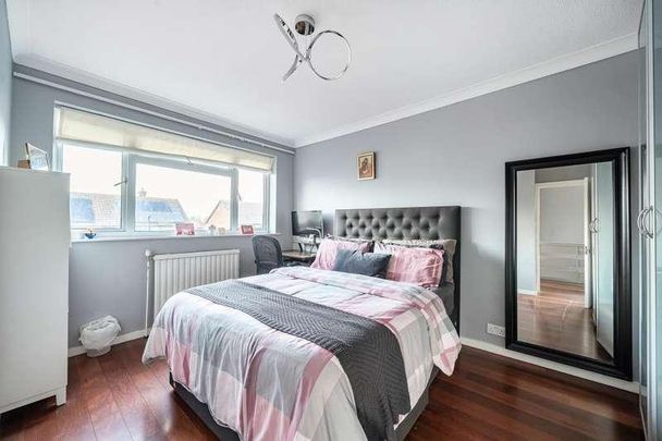 Windsor, Poolmans Road, SL4 - Photo 1