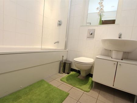 1 Bed Flat, Santorini, LS12 - Photo 5