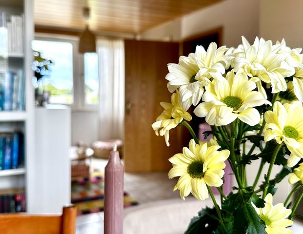 Klein - Fein - Mein Dachgeschoss Wohnung inkl. Einbauküche zu mieten. - Photo 1