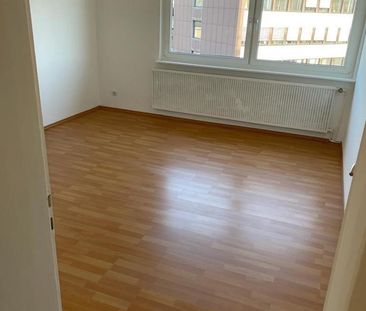Helle 3 Zimmer-Wohnung mit sehr guter Raumaufteilung - 68qm in DN - Photo 4