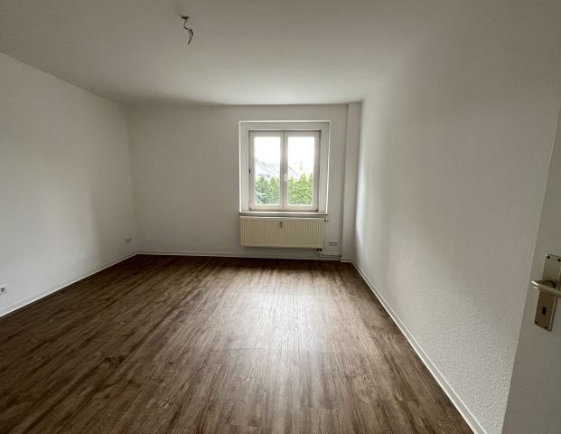 Ihr neues Zuhause im Erdgeschoss – Einbauküche und Pachtgarten nach Wunsch - Foto 1