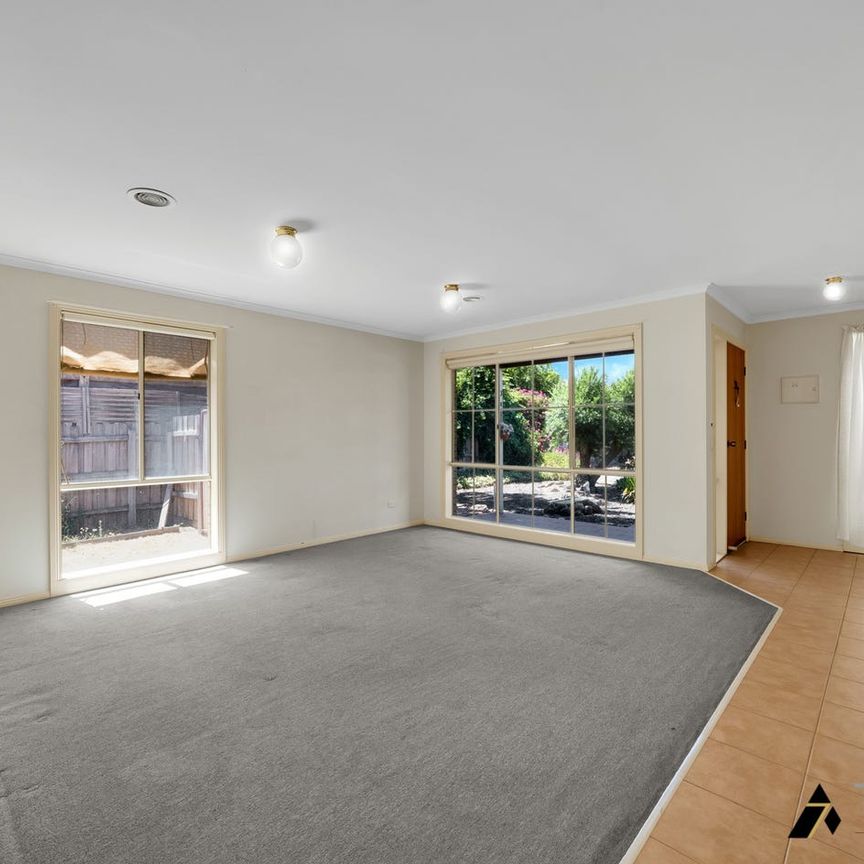 2 Bedroom Unit Near All Amenities! - Photo 1