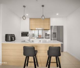 Stylish and Modern Apartment - Photo 5