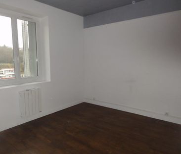 Location Appartement 3 pièces 65m² LE CREUSOT 71200 - Photo 5