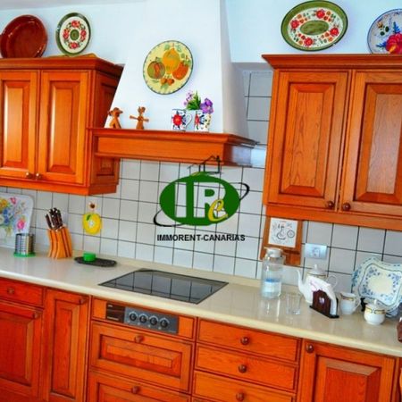 Bungalow with 3 bedrooms and 2 bathrooms to 80 square meters in the first row to the sea, on the beach - Photo 4