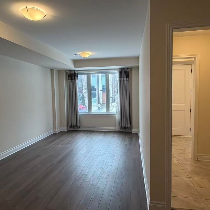 For Lease - 20 Carrville Woods Circle, Vaughan, Ontario - Photo 1