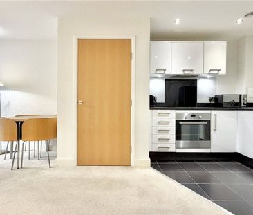 28, Charcot Road,, London, NW9 - Photo 6