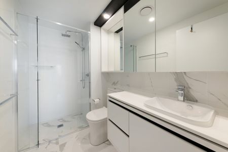 Furnished Two Bedroom Apartment - Photo 2