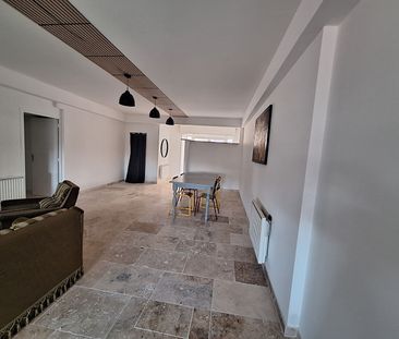 Location Appartement 2 pièces 91m² - Photo 4